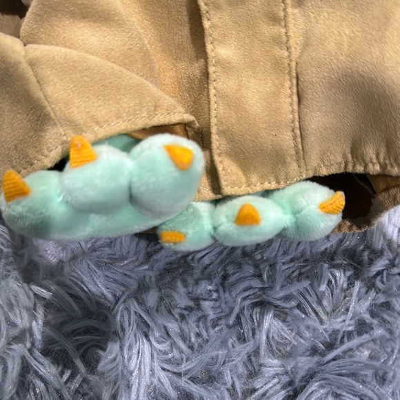 Plush Baby Alien Toy - Green and Tan - Picture 4 of 5